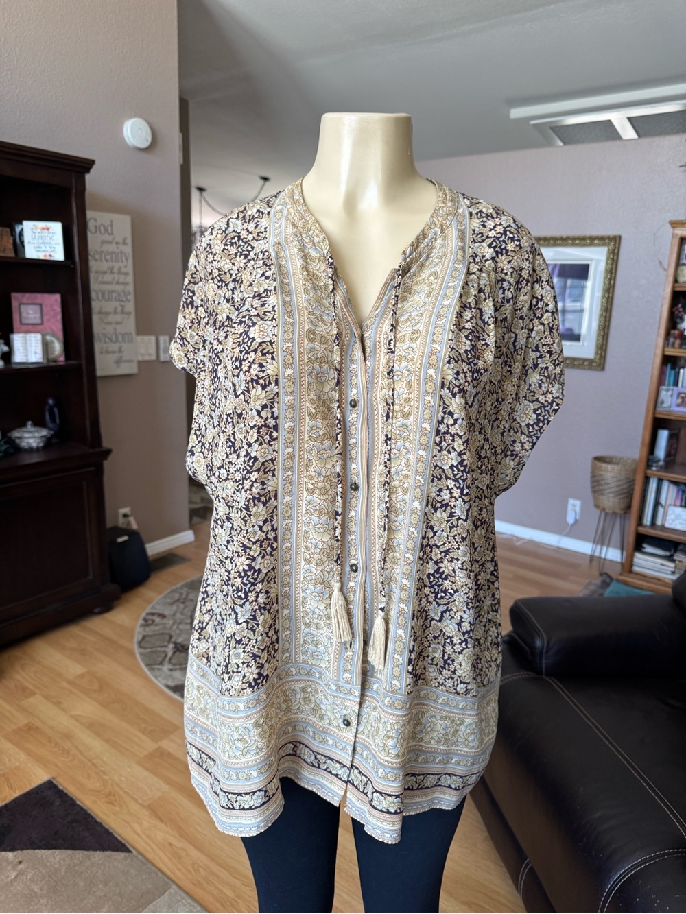 Lucky Brand black, tan & gray short sleeve tassel neckline blouse-size XL